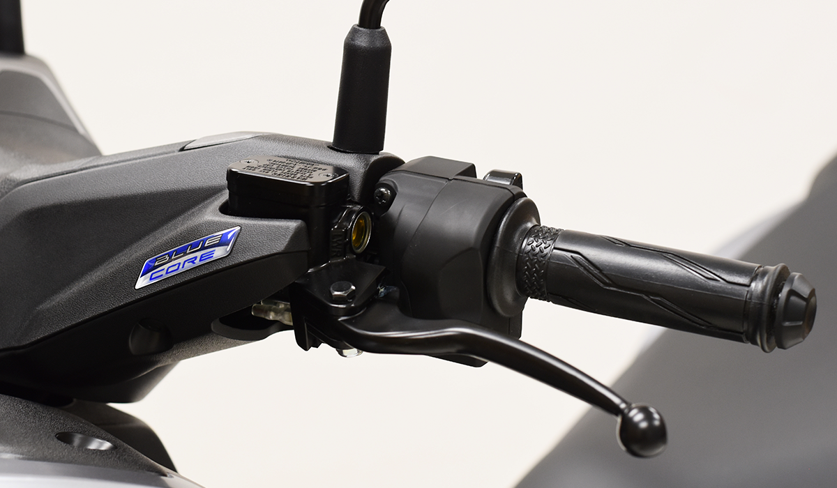 N-MAX  2025